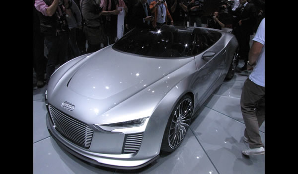 Audi e-tron Spyder concept 2010 3 4 front